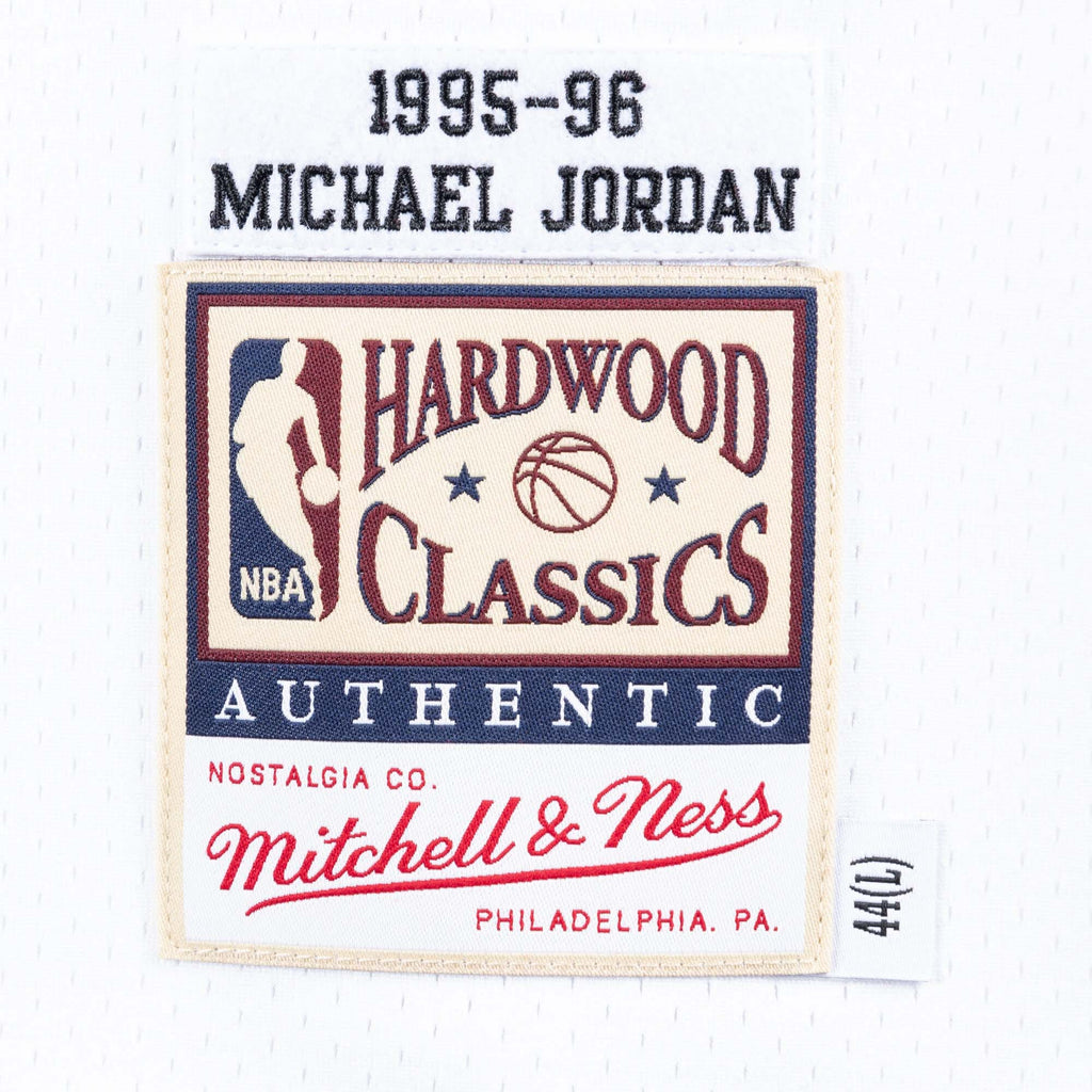 Chicago Bulls Authentic Jersey Home Michael Jordan 1995-96