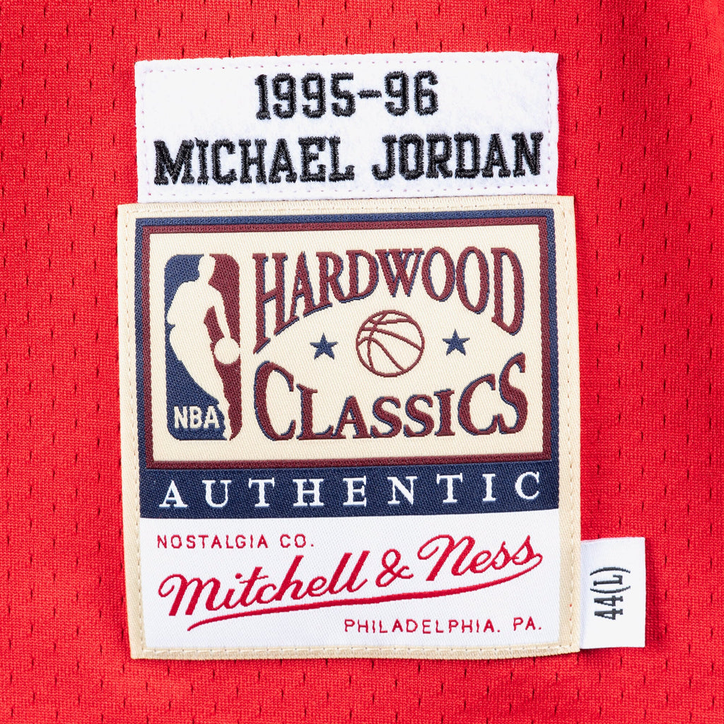 Chicago Bulls Authentic Jersey Road Finals Michael Jordan 1995-96