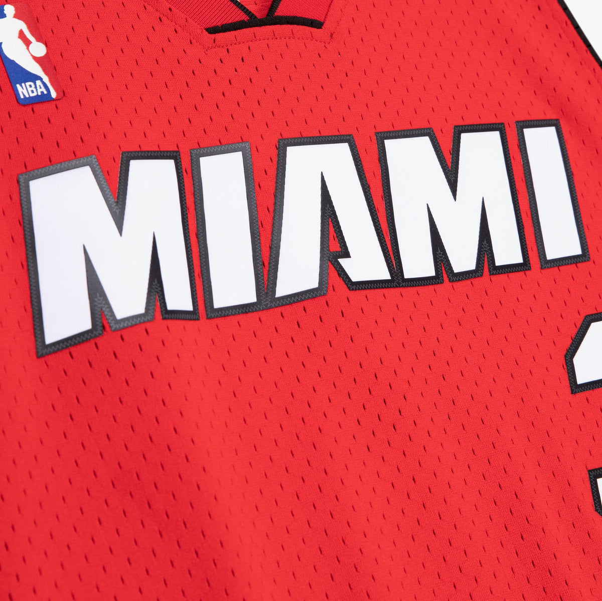 Miami Heat Swingman Jersey Alternate Dwayne Wade 2005-06
